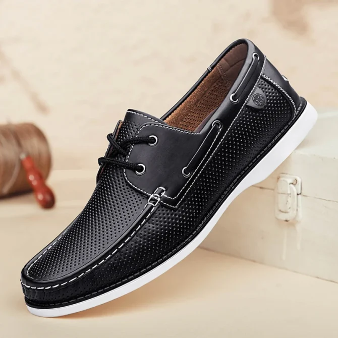 Hand-Stitched Comfortable Breathable Lace-Up Loafers Fashionable Boat Shoes for Men