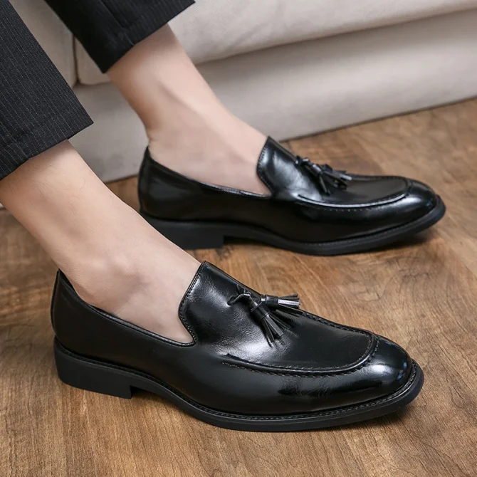 Fashion Men Formal Leather Shoes British Tassels Loafers Pointed Toe Dress Non-Slip Business Casual Red Wedding Office Shoes - Image 3