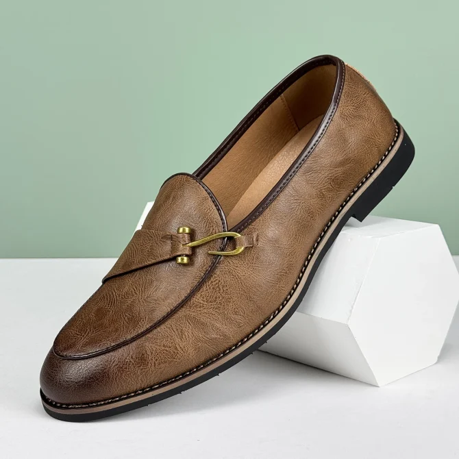 Men's Formal Leather Shoes British Style Poop Loafers Over-The-Foot Pointed Toe Breathable Non-Slip Business Casual - Image 4