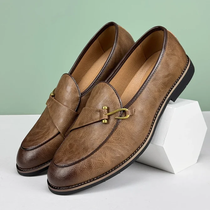 Men's Formal Leather Shoes British Style Poop Loafers Over-The-Foot Pointed Toe Breathable Non-Slip Business Casual - Image 3
