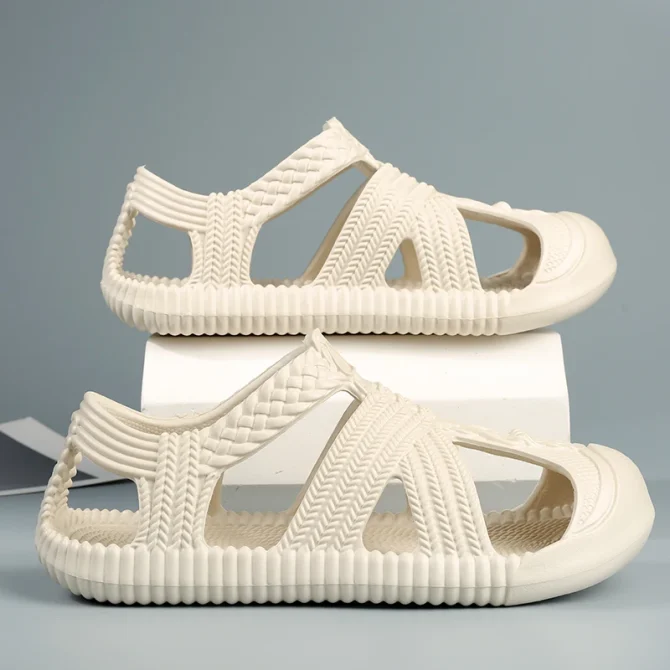 Straw Sandals Comfty Breathable cavernous shoes Men Slippers Summer Eco-friendly Flip Flop Casual Slip on Shoes Men EVA Slippers